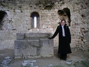 Susanne at a ruined Cathar castle
